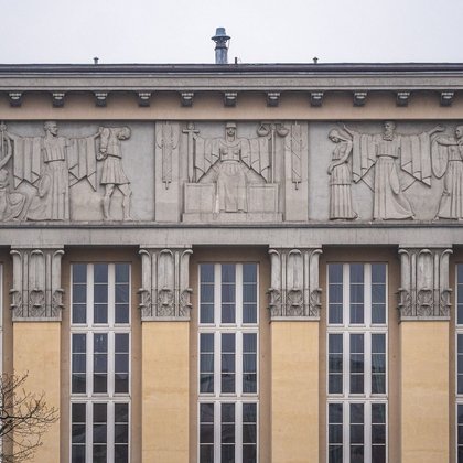 Sąd Okręgowy, pl. Dąbrowskiego 5, fot. Stefan Brajter