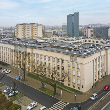 Sąd Okręgowy, pl. Dąbrowskiego 5, fot. Stefan Brajter