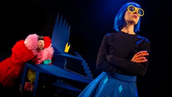 - Spektakl teatralny dla widzów 7+.