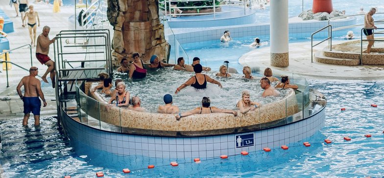 Basen z solanką ciechocińską